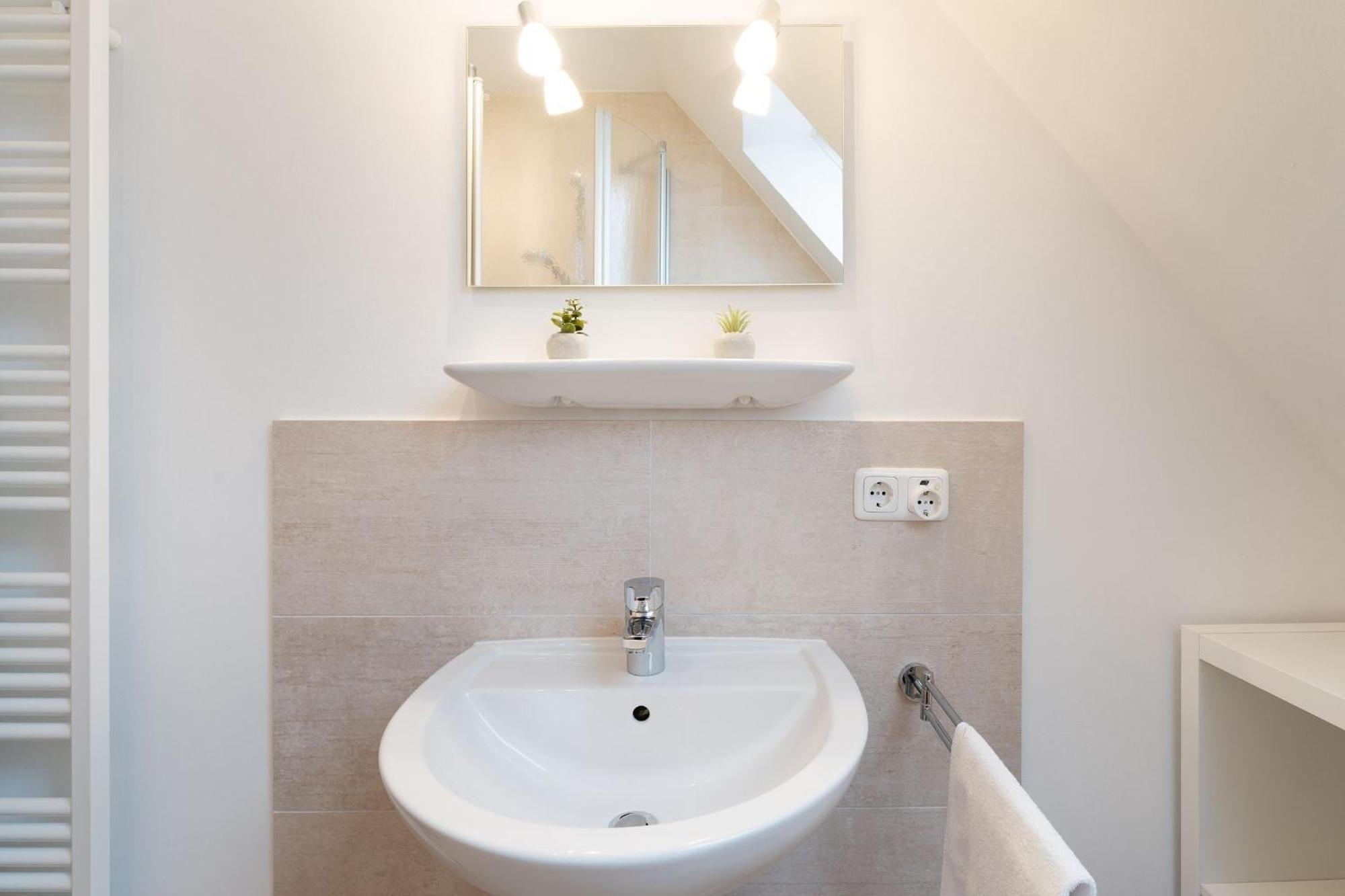 Mittelweg 6 Wohnung 4 Греміц Екстер'єр фото